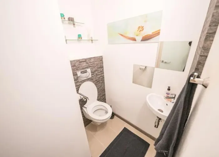 דירה Big Luxury 3br Near Center וינה
