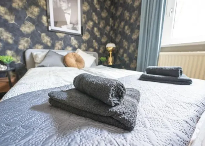 דירה Big Luxury 3br Near Center *